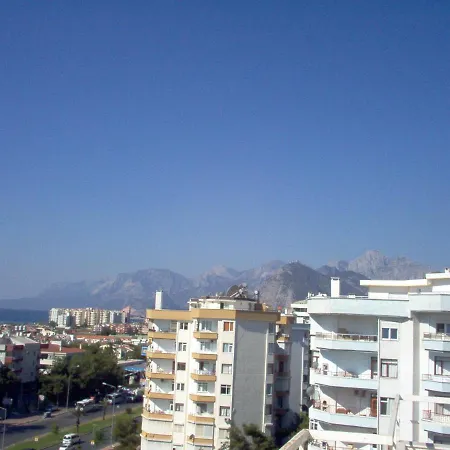 Turkish Riviera Apartamento Antália